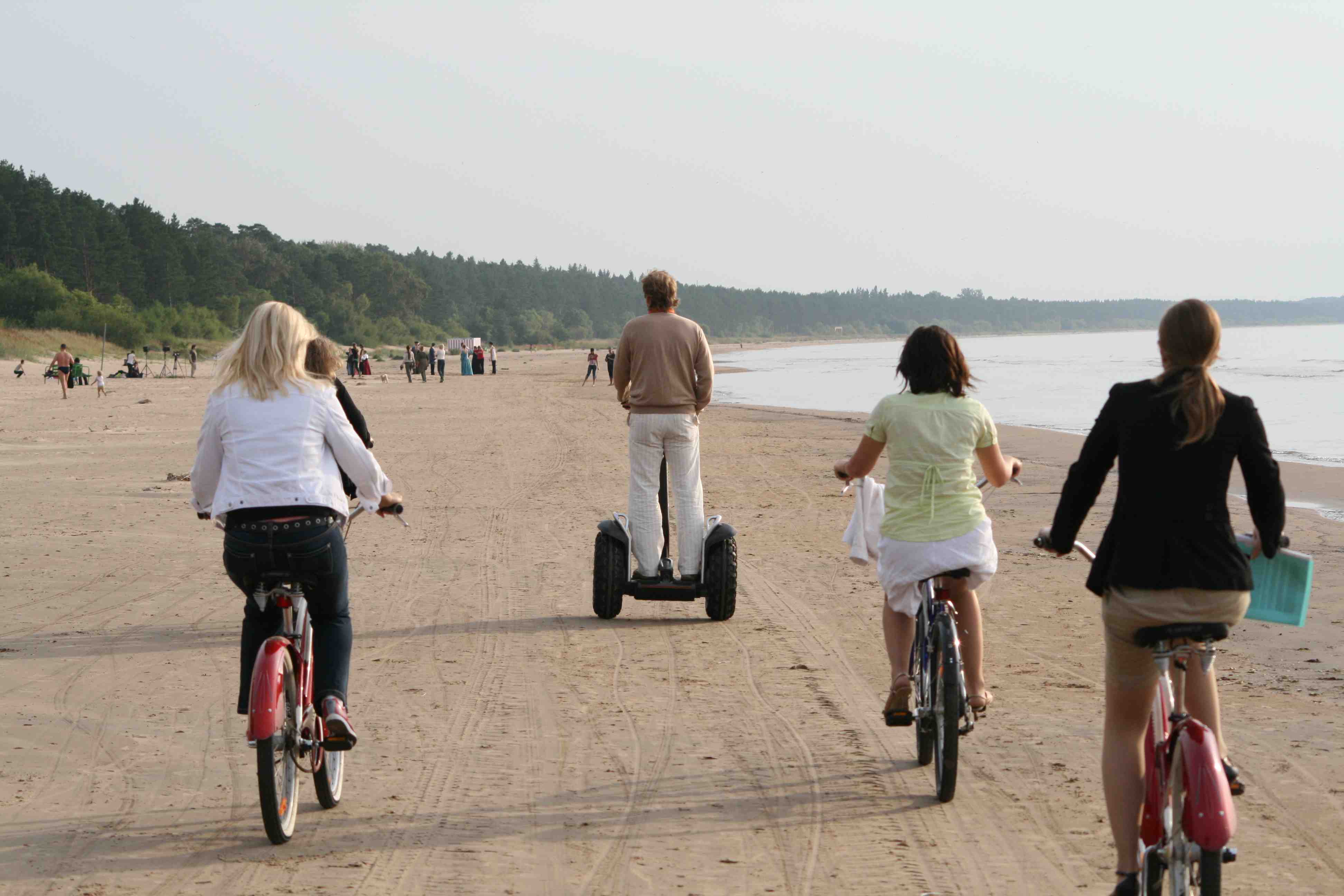 Bilde 2 Narva-Jöesuu strand sykler l