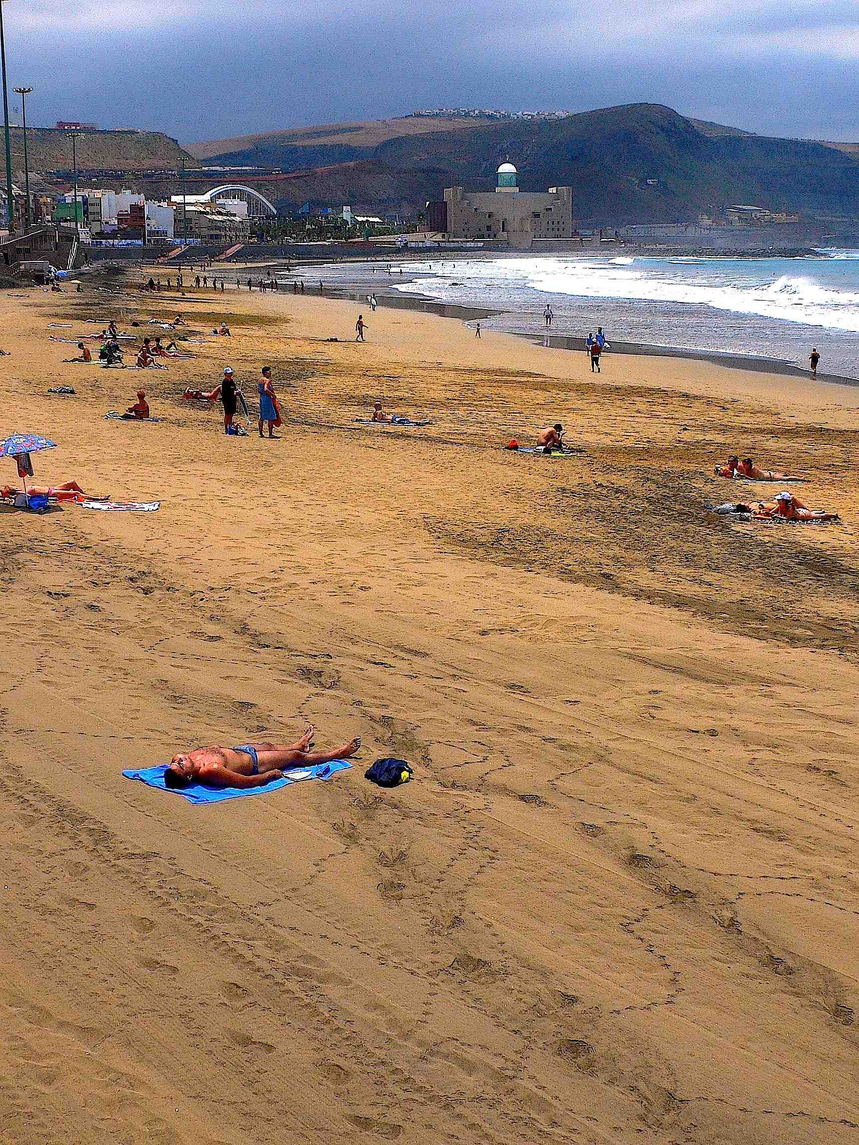 Photo 2 strand Las Palmas opera online