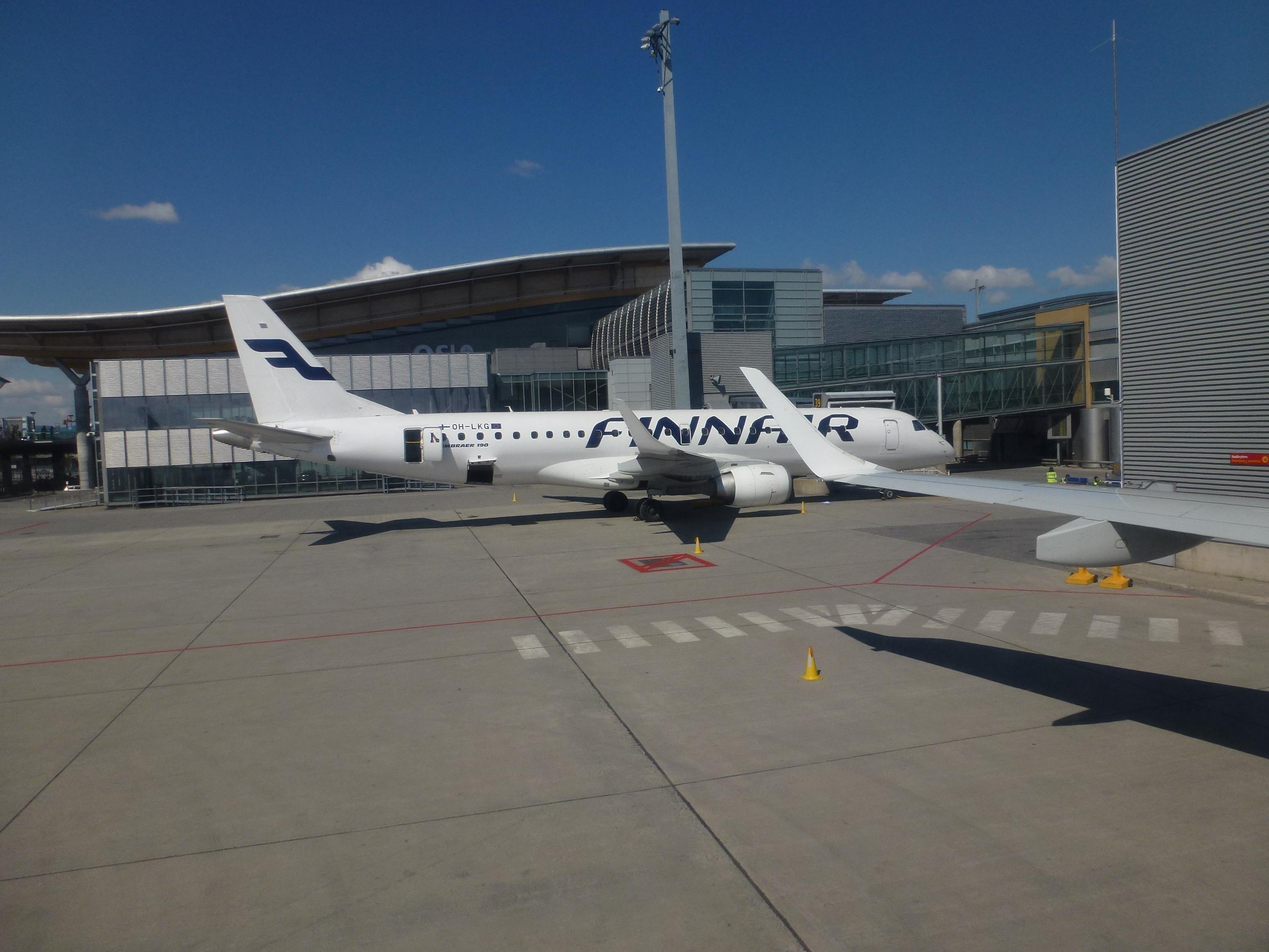 Finnair EMbraer 190 osloOSlo25