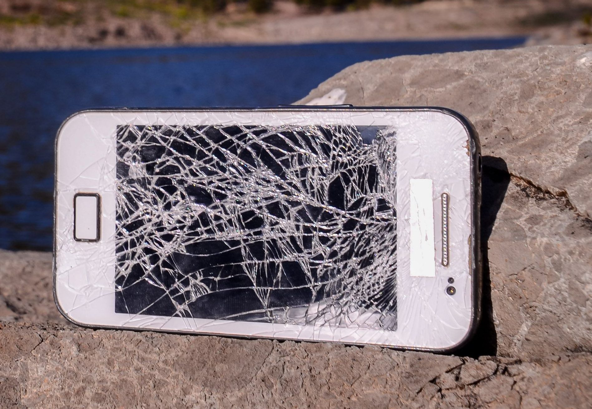 Mobil ødelagt mobiltelefon ferie